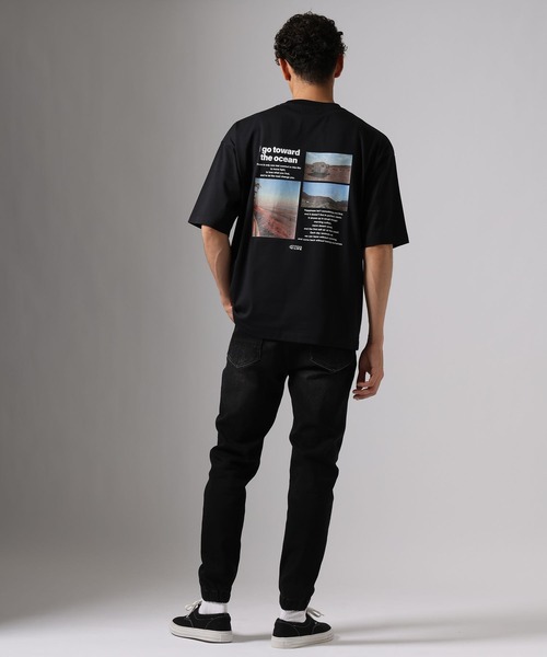 BAYFLOW(ベイフロー)の「【接触冷感】フォトクールTシャツ(Tシャツ/カットソー・メンズ・ホワイト/ブラック/セージグリーン・MEDIUM/LARGE)」の11枚目の写真