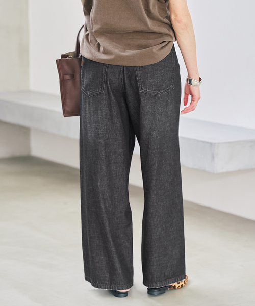 Spick & Span(スピックアンドスパン)の「5 1/2 DEEP RISELOOSE DENIM(デニムパンツ・レディース・ネイビー/ブラック・28/27/26)」の8枚目の写真