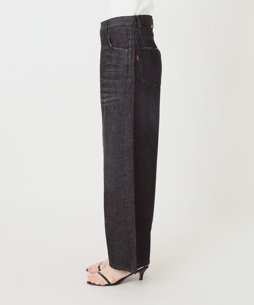 Spick & Span(スピックアンドスパン)の「5 1/2 DEEP RISELOOSE DENIM(デニムパンツ・レディース・ネイビー/ブラック・28/27/26)」の17枚目の写真