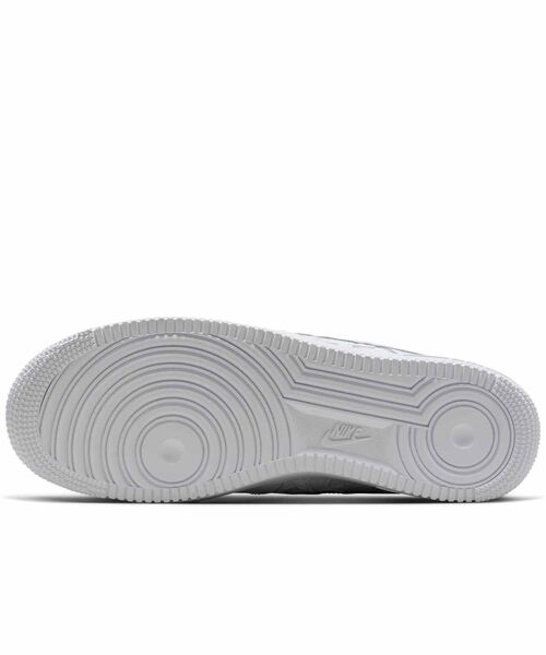 NIKE(ナイキ)の「ナイキ エア フォース 1 '07 エッジ メンズシューズ / Nike Air Force 1 '07 Edge Men's Shoes IM5750-100 White(スニーカー・メンズ・ホワイト・29.5/29/28.5/28/27.5/27/26.5/26/25.5/25/24.5/24/30)」の5枚目の写真