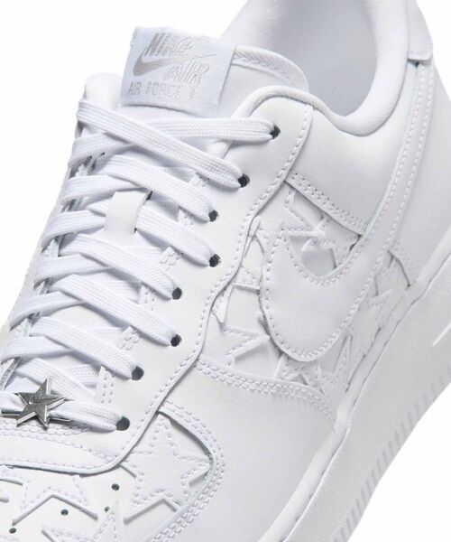 NIKE(ナイキ)の「ナイキ エア フォース 1 '07 エッジ メンズシューズ / Nike Air Force 1 '07 Edge Men's Shoes IM5750-100 White(スニーカー・メンズ・ホワイト・29.5/29/28.5/28/27.5/27/26.5/26/25.5/25/24.5/24/30)」の10枚目の写真