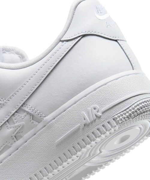 NIKE(ナイキ)の「ナイキ エア フォース 1 '07 エッジ メンズシューズ / Nike Air Force 1 '07 Edge Men's Shoes IM5750-100 White(スニーカー・メンズ・ホワイト・29.5/29/28.5/28/27.5/27/26.5/26/25.5/25/24.5/24/30)」の11枚目の写真