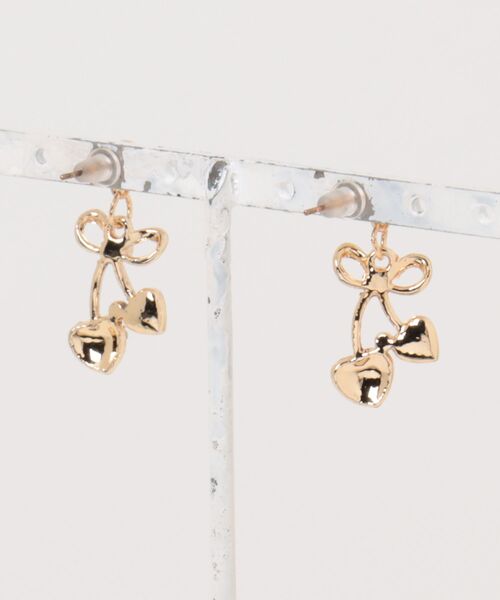 tone(トーン)の「【88eighty-eight】レッドハートチェリーゴールドCUTEピアス【import】(MA)(ピアス(両耳用)・レディース・レッド・FREE)」の4枚目の写真