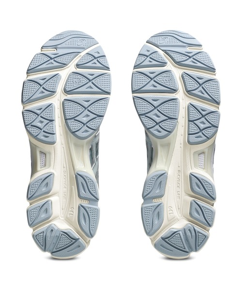 ASICS(アシックス)の「GEL-CUMULUS 16 / ゲルキュムラス 16(スニーカー・メンズ・サックスブルー・23.5/25/24.5/22.5/25.5/23/24/26)」の7枚目の写真