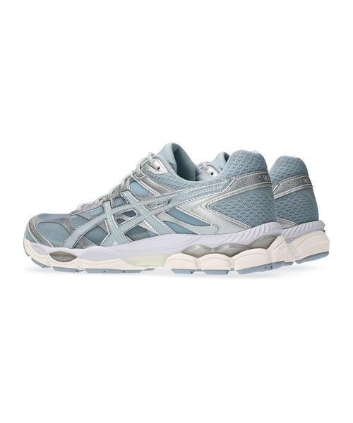 ASICS(アシックス)の「GEL-CUMULUS 16 / ゲルキュムラス 16(スニーカー・メンズ・サックスブルー・23.5/25/24.5/22.5/25.5/23/24/26)」の6枚目の写真