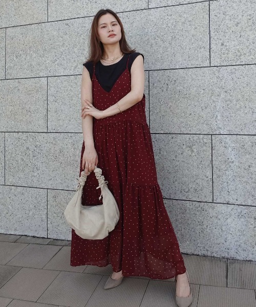 CORNERS(コーナーズ)の「ドットティアードキャミワンピース(ワンピース・レディース・ブラック/アイボリー/ボルドー・M)」の16枚目の写真
