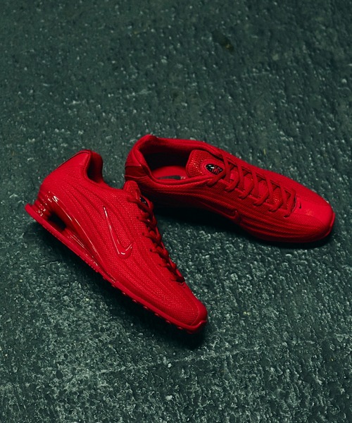 NIKE(ナイキ)の「W SHOX Z HQ7540-604(スニーカー・レディース・レッド・23.5cm/23.0cm/26.0cm/25.5cm/25.0cm/24.5cm/24.0cm/29.0cm/28.5cm/28.0cm/27.5cm/27.0cm/26.5cm)」の7枚目の写真