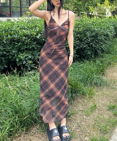 Vipoa（ヴィポア）の「Brown plaid pattern cami dress（ワンピース・レディース・ブラウン系その他・FREE）」の20枚目の写真
