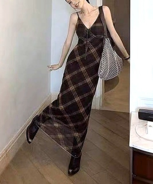 Vipoa（ヴィポア）の「Brown plaid pattern cami dress（ワンピース・レディース・ブラウン系その他・FREE）」の10枚目の写真