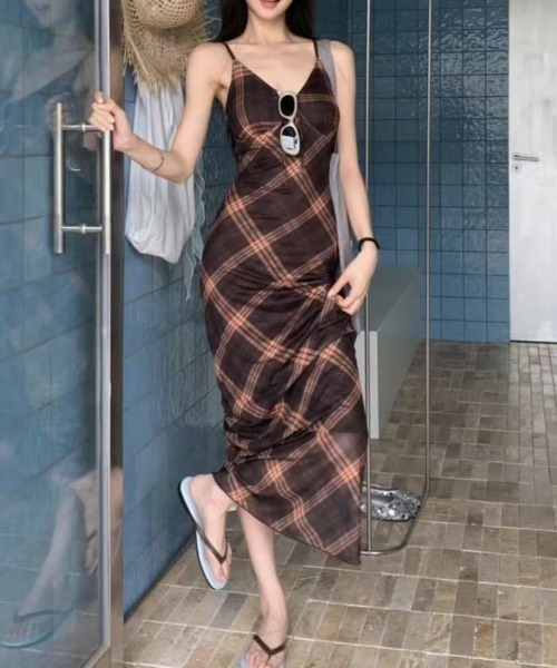Vipoa（ヴィポア）の「Brown plaid pattern cami dress（ワンピース・レディース・ブラウン系その他・FREE）」の15枚目の写真