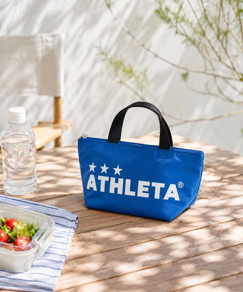 KOBE LETTUCE(コウベレタス)の「≪athleta≫ランチタイムもスポーツの日も気分が上がる!お弁当やドリンクが収まりやすいマチ付きSサイズで、通勤・通学からレジャーまで活躍。冷気を逃がしにくい保冷トートバッグ Sサイズ(トートバッグ・レディース・ブルー・S)」の1枚目の写真
