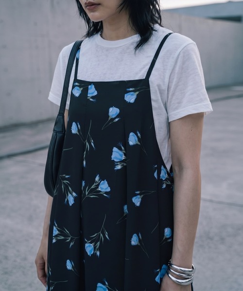 STYLE DELI(スタイルデリ)の「【BLK001】ボックスタックフラワーキャミワンピース(ワンピース・レディース・ブラック・FREE)」の6枚目の写真