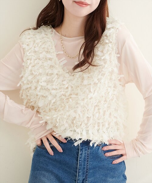 natural couture(ナチュラルクチュール)の「リボンフリンジベスト(ベスト・レディース・ブラウン/アイボリー/ブラック・FREE)」の5枚目の写真