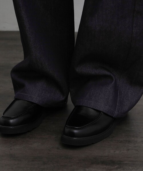 tk.TAKEO KIKUCHI(ティーケータケオキクチ)の「【色褪せしにくいデニム】Comfy Fadeless Denim Seriesバレルデニム(デニムパンツ・メンズ・ブラック/ネイビー・03/02/01)」の3枚目の写真