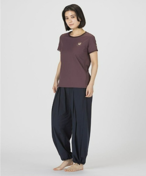 le coq sportif(ルコックスポルティフ)の「PAUL&JOEコラボ】ソフトリブニット半袖Tシャツ(Tシャツ/カットソー・レディース・ブラウン/ネイビー/グリーン・L/M/XL/S)」の8枚目の写真