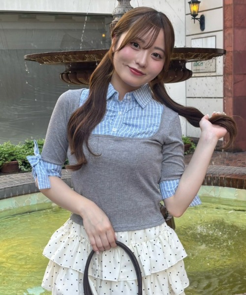 continuer de NICE CLAUP(コンティニューデナイスクラップ)の「リボン付きレイヤード風ラメトップス(シャツ/ブラウス・レディース・トップグレー/ブラウン/ブラック・FREE)」の4枚目の写真