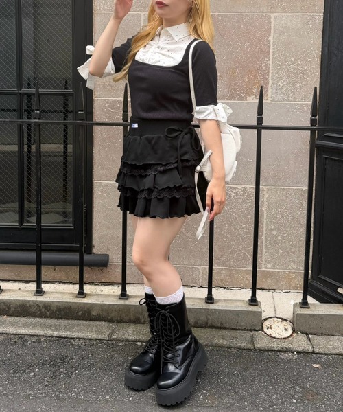 continuer de NICE CLAUP(コンティニューデナイスクラップ)の「リボン付きレイヤード風ラメトップス(シャツ/ブラウス・レディース・トップグレー/ブラウン/ブラック・FREE)」の5枚目の写真
