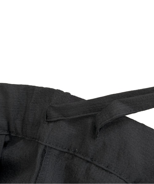 THOUSAND MILE(サウザンドマイル)の「WIDE TUCK PANTS/ワイドタックパンツ【吸汗速乾/防シワ/ストレッチ/通気性】(その他パンツ・レディース・ダークグレー/ブラック/モカ・FREE)」の6枚目の写真