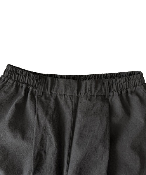 THOUSAND MILE(サウザンドマイル)の「WIDE TUCK PANTS/ワイドタックパンツ【吸汗速乾/防シワ/ストレッチ/通気性】(その他パンツ・レディース・ダークグレー/ブラック/モカ・FREE)」の5枚目の写真