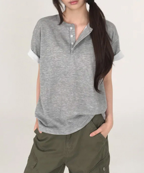 VIVID LADY(ビビッドレディー)の「ヘンリーネック 半袖Tシャツ(Tシャツ/カットソー・レディース・ネイビー/ブラック/アイボリー/レッド/グレー・FREE)」の22枚目の写真