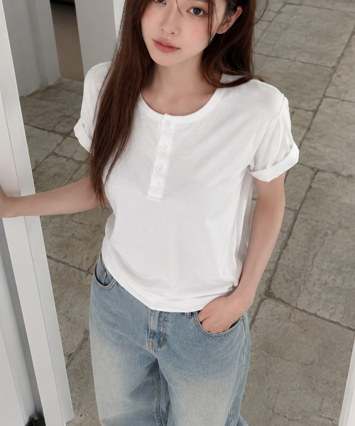 VIVID LADY(ビビッドレディー)の「ヘンリーネック 半袖Tシャツ(Tシャツ/カットソー・レディース・ネイビー/ブラック/アイボリー/レッド/グレー・FREE)」の12枚目の写真