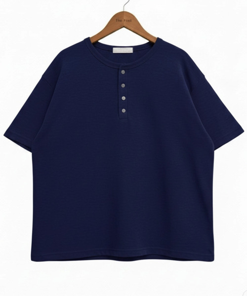 VIVID LADY(ビビッドレディー)の「ヘンリーネック 半袖Tシャツ(Tシャツ/カットソー・レディース・ネイビー/ブラック/アイボリー/レッド/グレー・FREE)」の6枚目の写真