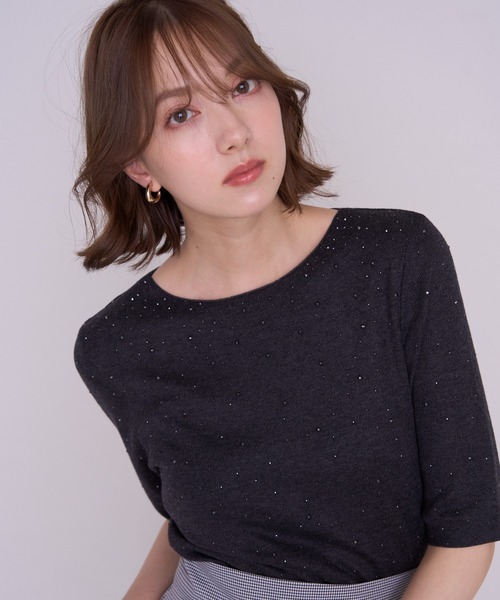 MISCH MASCH（ミッシュマッシュ）の「2026秋冬新作 ラインストーンデザイントップス（ニット/セーター・レディース・グレー/ブラック・ﾌﾘ-）」の2枚目の写真