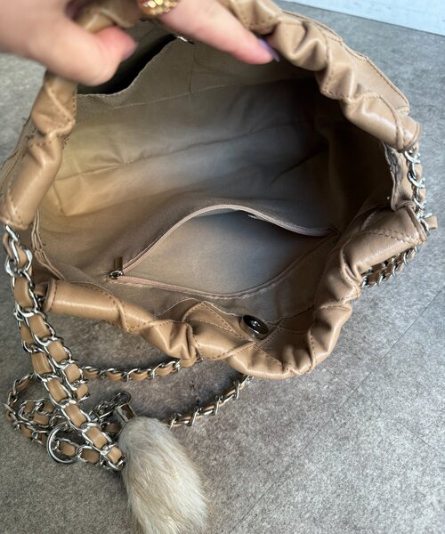 DouDou(ドゥドゥ)の「【WEB限定】ダイヤ柄キルトチェーンハンドルバッグ(トートバッグ・レディース・ベージュ/ブラック/グリーン・FREE)」の21枚目の写真
