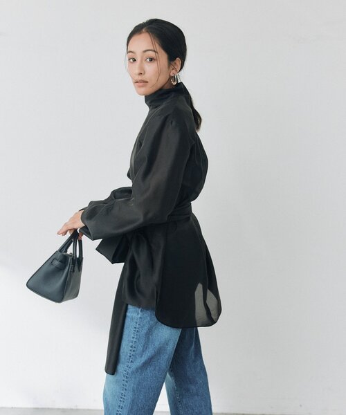 RIVE DROITE(リヴドロワ)の「ハイネックタイブラウス(オフィスカジュアル/秋服)(シャツ/ブラウス・レディース・サックスブルー/オフホワイト/ブラック・FREE)」の18枚目の写真