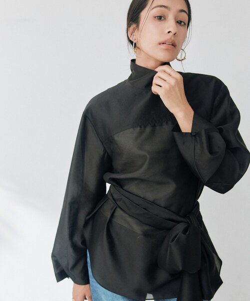 RIVE DROITE(リヴドロワ)の「ハイネックタイブラウス(オフィスカジュアル/秋服)(シャツ/ブラウス・レディース・サックスブルー/オフホワイト/ブラック・FREE)」の20枚目の写真