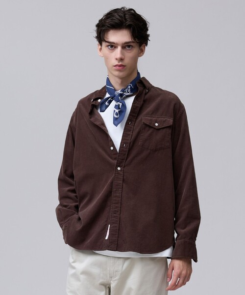 J.PRESS（ジェイプレス）の「【大人の上質カジュアル】J.PRESS MEN コーデュロイ パッチフラップシャツ（シャツ/ブラウス・メンズ・グレー系/ブラウン系/ブルー系・MEDIUM/LARGE/X-LARGE/SMALL）」の2枚目の写真