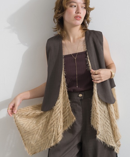 Material（Avenue）（マテリアル）の「【Material】サージ×フリンジジャガード レイヤード裾 ジレ セットアップ可（ベスト・レディース・杢グレー/ブラック/ダークブラウン・FREE）」の3枚目の写真