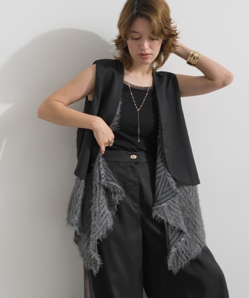 Material（Avenue）（マテリアル）の「【Material】サージ×フリンジジャガード レイヤード裾 ジレ セットアップ可（ベスト・レディース・杢グレー/ブラック/ダークブラウン・FREE）」の10枚目の写真