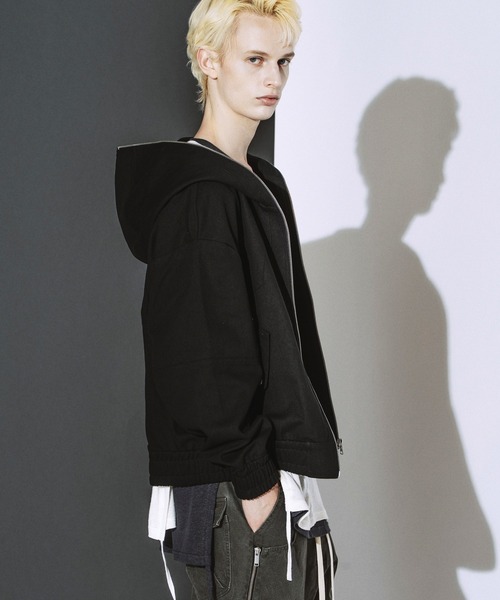 NO ID.(ノーアイディ)の「【NO ID.】Multi Seam Hooded Blouson / マルチ シーム フーデッド ブルゾン(ブルゾン・メンズ・ブラック系その他/ブラック・ONE)」の12枚目の写真