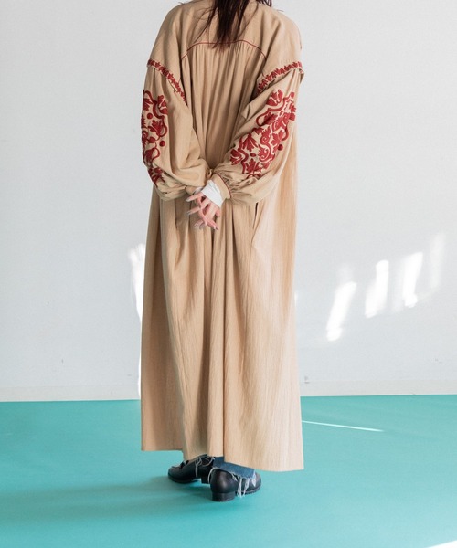 LEIN（リーン）の「【WOMEN】LEIN 刺繍ワンピース（ワンピース・レディース・ベージュ・FREE）」の16枚目の写真