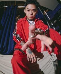 GALFY（ガルフィー）の「GALFY（ガルフィー）成金SET UP/ロゴライン ナイロンジャケット＆イージーパンツ 上下セットアップ（セットアップ）」
