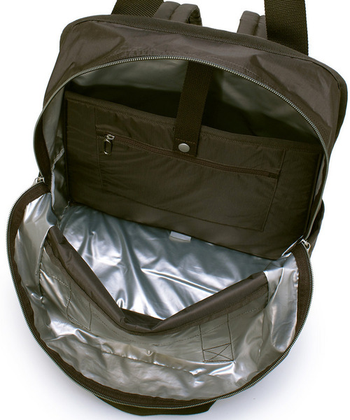 LeSportsac(レスポートサック)の「CR URBAN BACKPACK ダークチョコレートC(バックパック/リュック・レディース・ブラウン・FREE)」の13枚目の写真