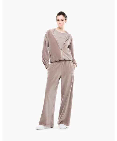 EMPORIO ARMANI EA7(エンポリオアルマーニイーエーセブン)の「<オンライン限定>【エンポリオ アルマーニ EA7】ウィメンズ ジップパーカー Athletic Velour(パーカー・レディース・サンドグレー・LARGE/X-SMALL/SMALL/MEDIUM)」の4枚目の写真