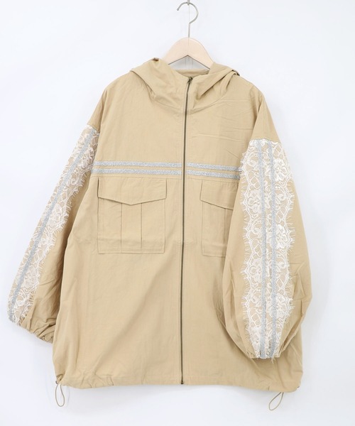 ScoLar(スカラー)の「563205:蝶刺繍レース マウンテンパーカー風ブルゾン(ブルゾン・レディース・ベージュ/カーキ/ブラック・M)」の14枚目の写真