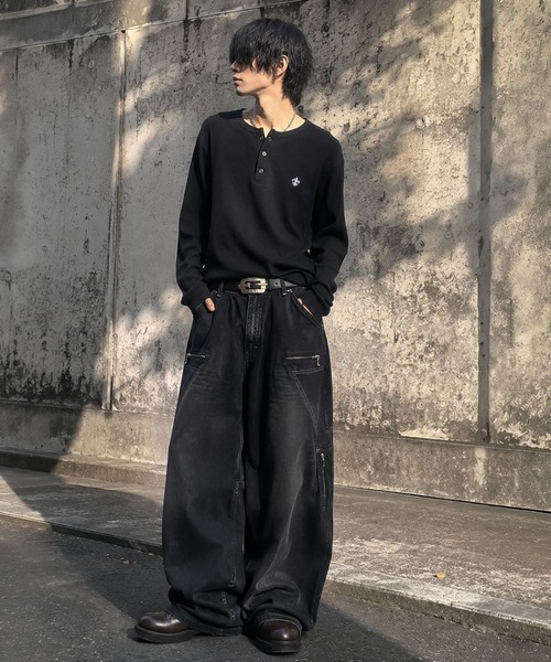 SPINNS(スピンズ)の「短丈ワッフルヘンリーネック長袖Tシャツ/サーマル/ワンポイントロゴ刺繍(Tシャツ/カットソー・メンズ・ブラック/ホワイト/ワイン/カモフラージュ・ONESIZE)」の15枚目の写真