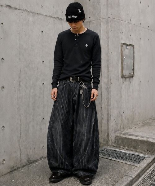 SPINNS(スピンズ)の「短丈ワッフルヘンリーネック長袖Tシャツ/サーマル/ワンポイントロゴ刺繍(Tシャツ/カットソー・メンズ・ブラック/ホワイト/ワイン/カモフラージュ・ONESIZE)」の14枚目の写真