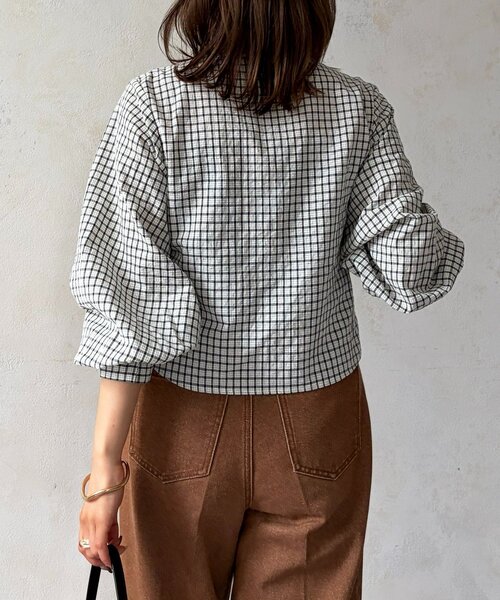 Thevon(ゼボン)の「フロントフリルギャザーチェックブラウス(シャツ/ブラウス・レディース・ブラック/アイボリー/ベージュ・FREE)」の6枚目の写真
