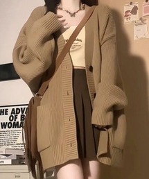 Vネックニットカーディガン