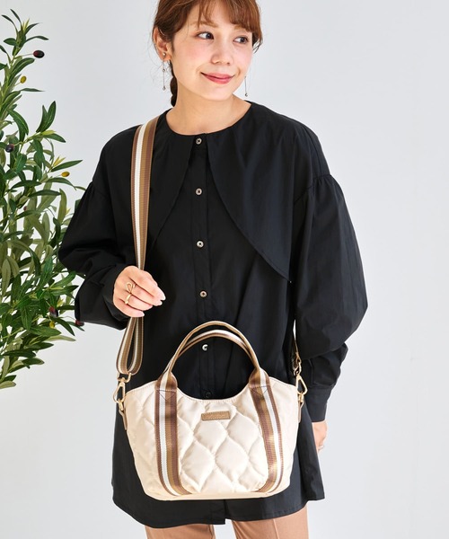 LIZDAYS（リズデイズ）の「【A5・500mlペットボトル収納可能】丸底シルエット2WAYミニトート（トートバッグ・レディース・ナチュラル/ベージュ×ブラック/ブラック×ベージュ/ダークグレー/ブルー系/スモーキーグリーン系・FREE）」の13枚目の写真