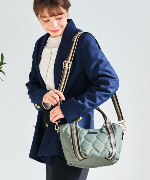 LIZDAYS（リズデイズ）の「【A5・500mlペットボトル収納可能】丸底シルエット2WAYミニトート（トートバッグ・レディース・ナチュラル/ベージュ×ブラック/ブラック×ベージュ/ダークグレー/ブルー系/スモーキーグリーン系・FREE）」の15枚目の写真