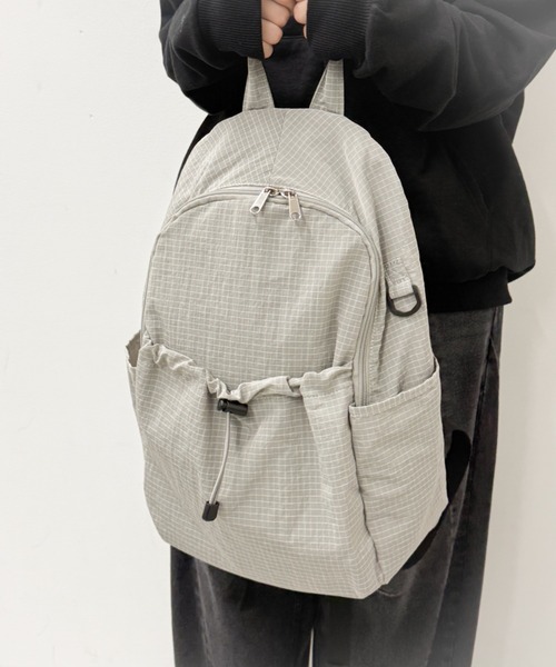 WEGO（ウィゴー）の「WEGO/ギャザーポケットライトバックパック（バックパック/リュック・レディース・グリーン系その他/アイボリー/ライム/ブラック/ライトグレー・FREE）」の4枚目の写真