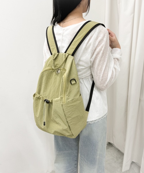 WEGO（ウィゴー）の「WEGO/ギャザーポケットライトバックパック（バックパック/リュック・レディース・グリーン系その他/アイボリー/ライム/ブラック/ライトグレー・FREE）」の9枚目の写真