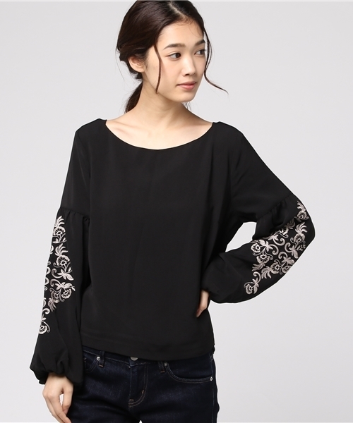 mysty woman（ミスティウーマン）の「バルーン袖刺繍ブラウス（シャツ/ブラウス・レディース・アイボリー/ブラック/ベージュ・FREE）」の3枚目の写真