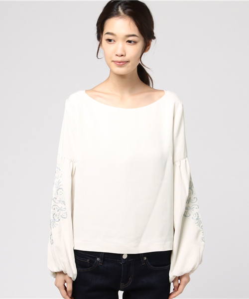 mysty woman（ミスティウーマン）の「バルーン袖刺繍ブラウス（シャツ/ブラウス・レディース・アイボリー/ブラック/ベージュ・FREE）」の4枚目の写真