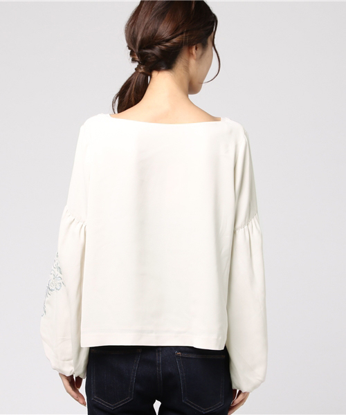 mysty woman（ミスティウーマン）の「バルーン袖刺繍ブラウス（シャツ/ブラウス・レディース・アイボリー/ブラック/ベージュ・FREE）」の6枚目の写真